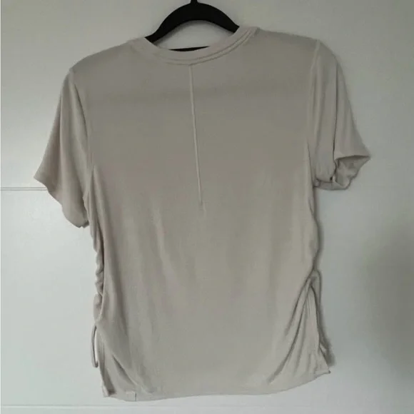 Lululemon 6 ribbed side tie tee shirt - Picture 3 of 3